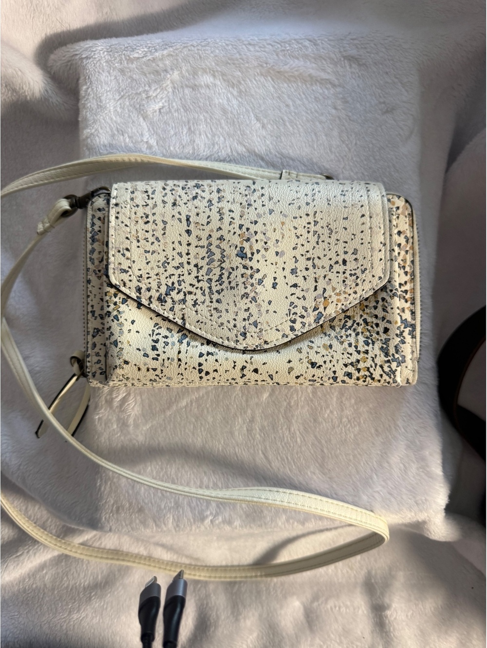 Small Crossbody Bag with Speckled Pattern and Snap Closure